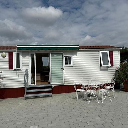 Mobilheim Tinyhouse Apartment Gallmersgarten ภายนอก รูปภาพ