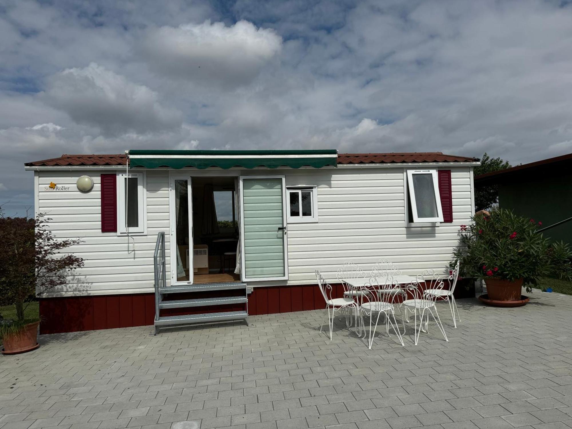 Mobilheim Tinyhouse Apartment Gallmersgarten ภายนอก รูปภาพ